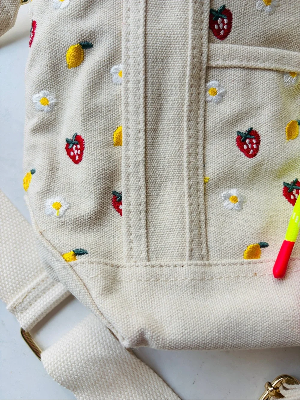 NWT Madden Girl Embroidered Canvas Mini Tote with Bag Charms, Strawberry & Lemon